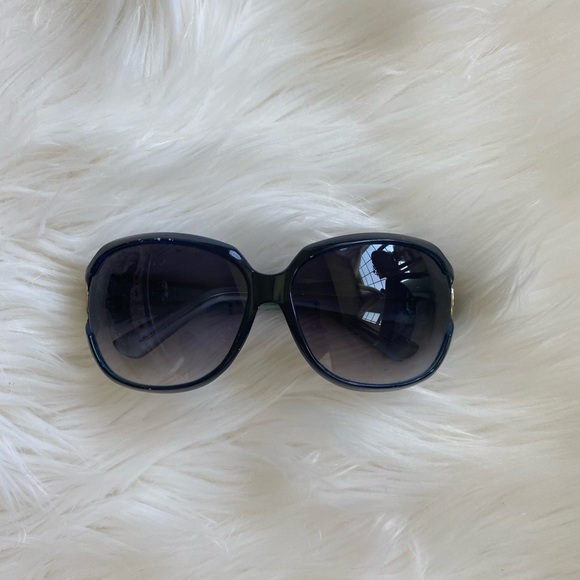 Sunglasses - Picture 2 of 3